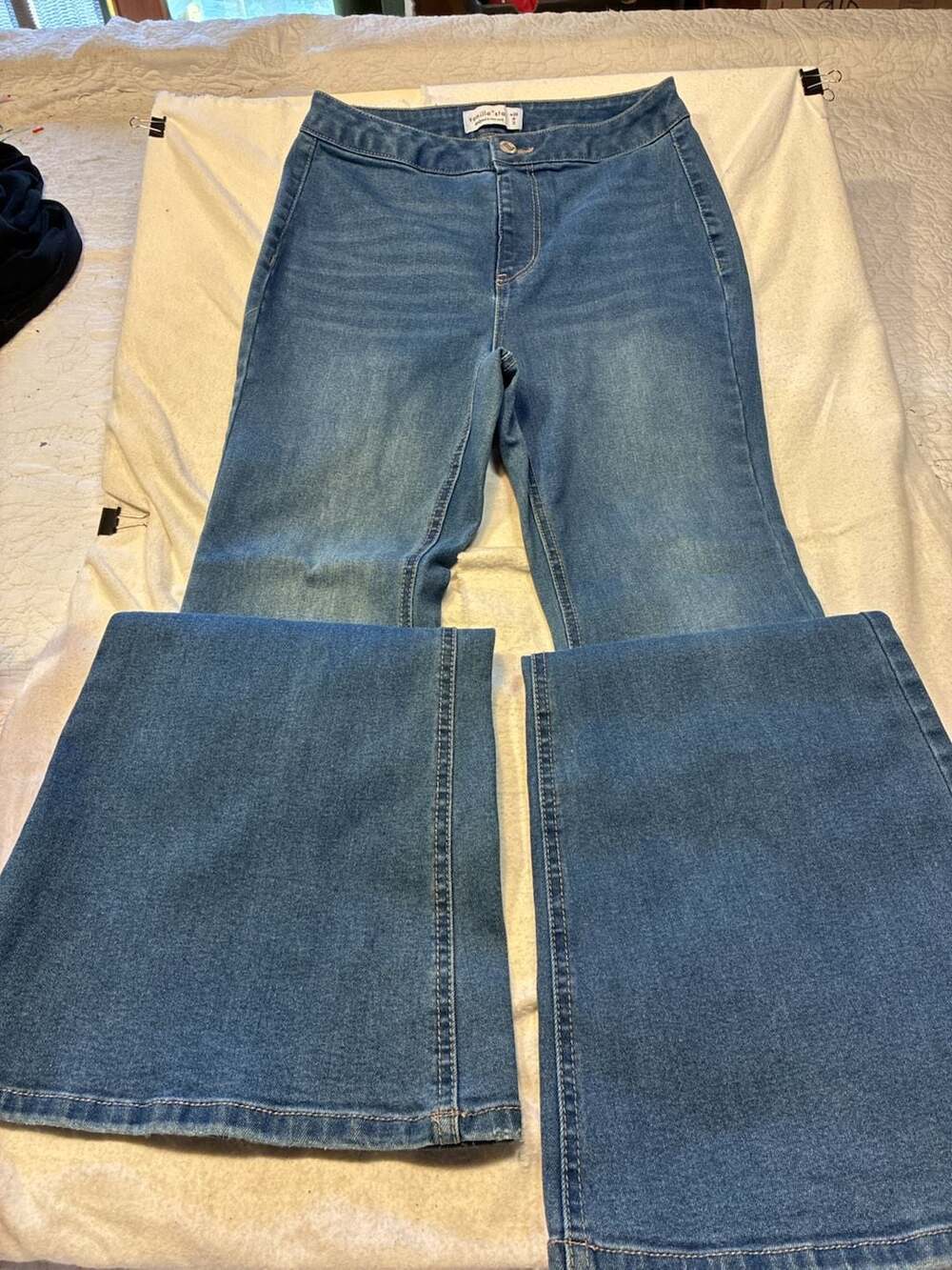 Vanilla Star Flare Jeans Size 3 (W26)